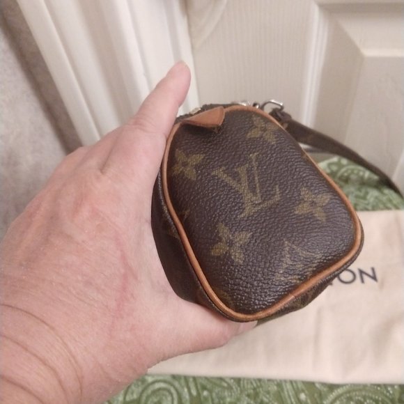 Louis Vuitton Mini Speedy Crossbody with Strap - Picture 8 of 16